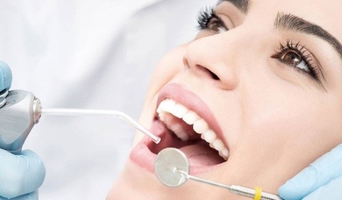 Гигиеническая чистка зубов